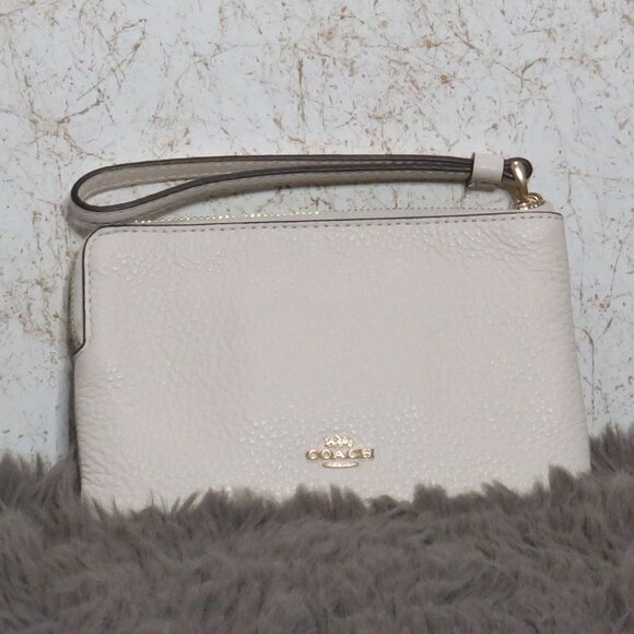 Coach Peanuts Corner Zip Wristlet (Chalk) - Picture 3 of 5